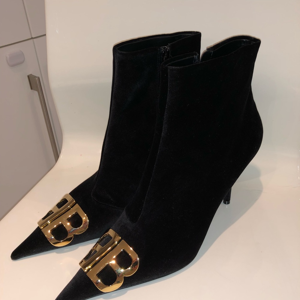 Balenciaga BB Velvet booties